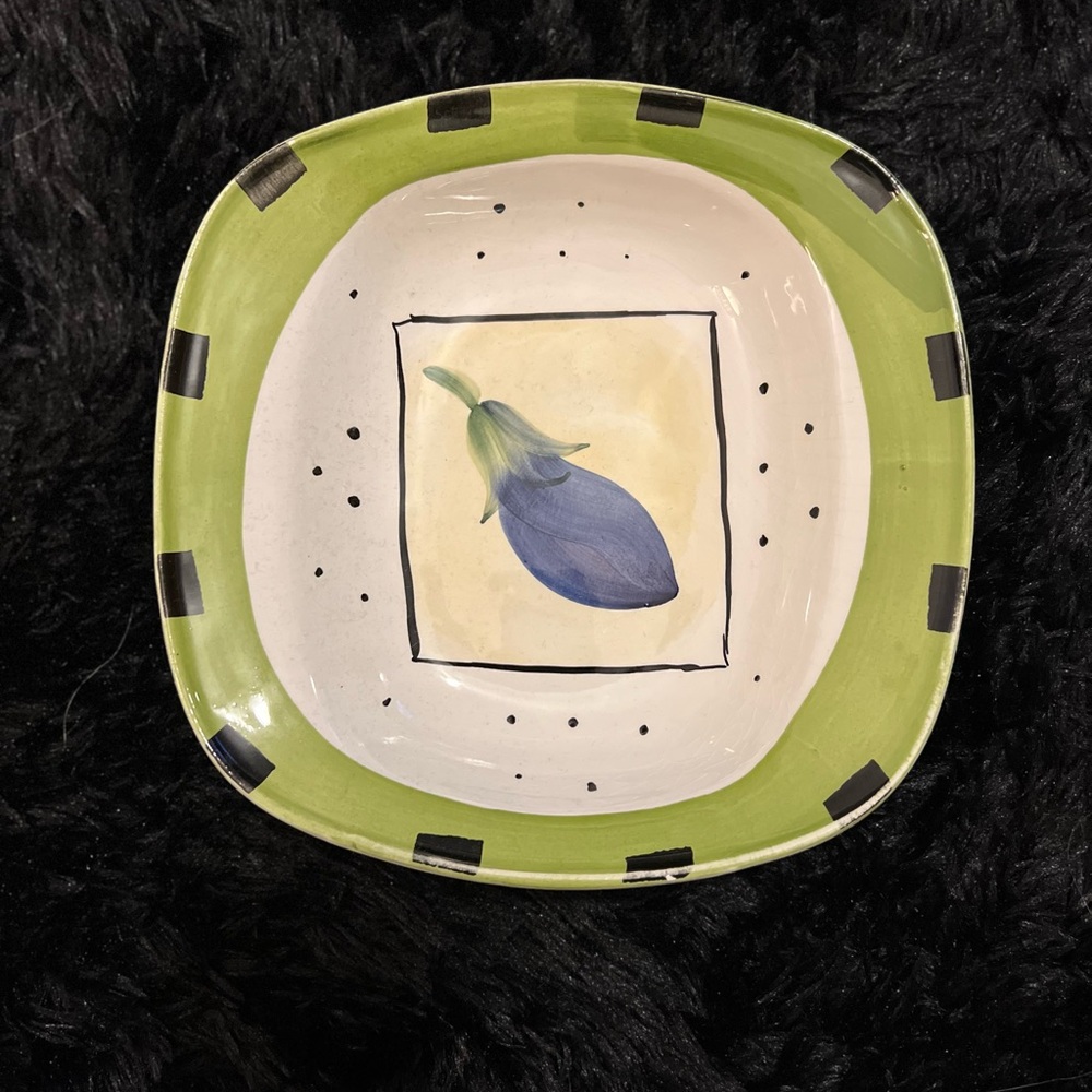 Vintage Italian Ceramica RAM
Eggplant Bowl/Serving Dish Hand Painted